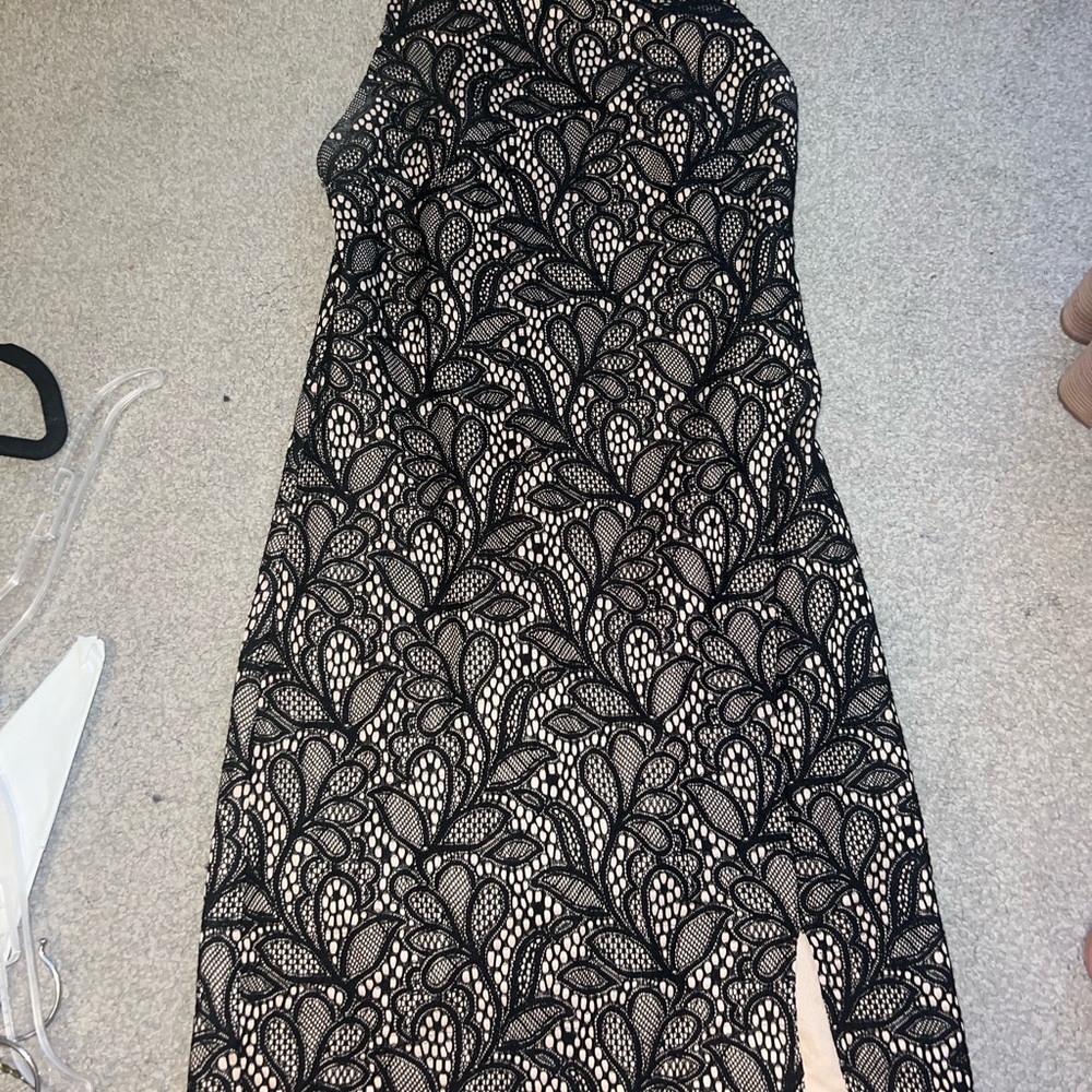 Elegant Black and Cream Lace Dress
